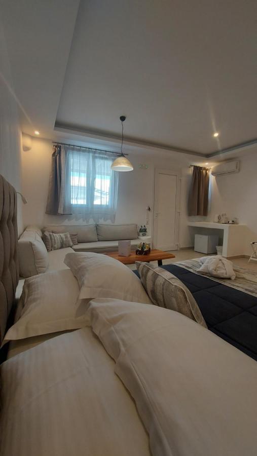 Ambience Suites Фіра Екстер'єр фото